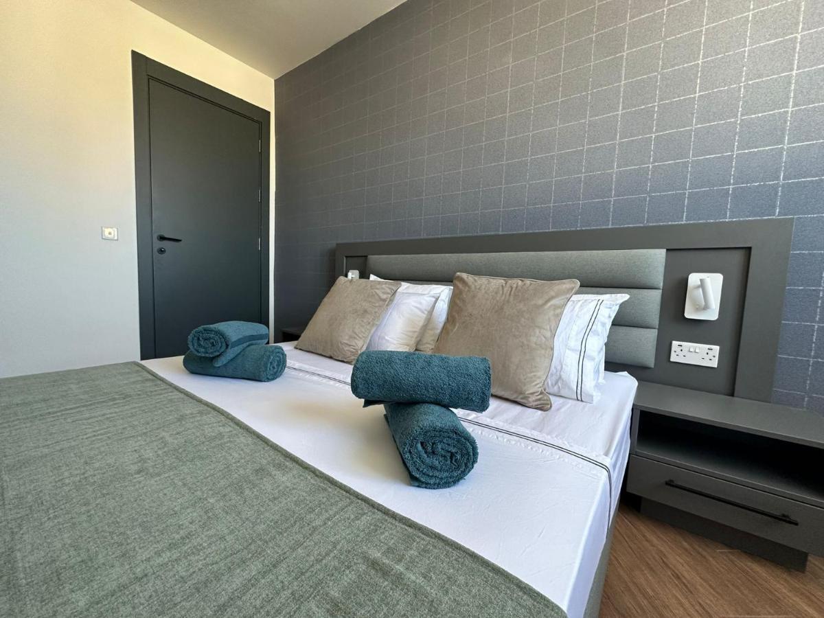 Korzo Suites Msida Luxury Penthouse With Pool 외부 사진